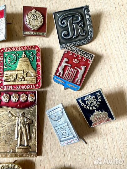 Бутыли,значки,Джеки Чан