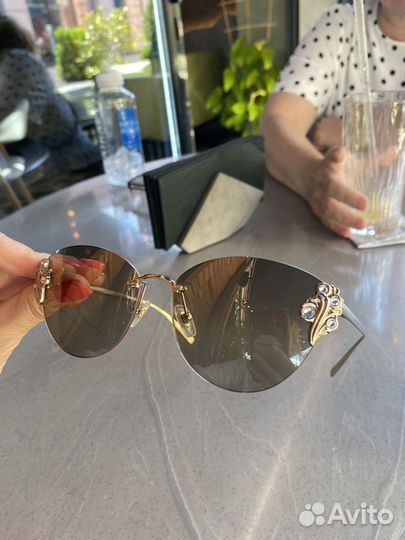 Солнцезащитные очки женские италия