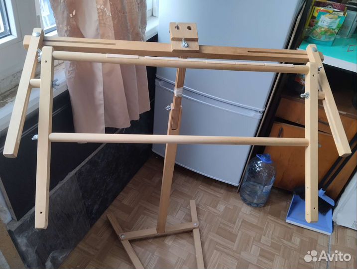 Станок для вышивания напольный