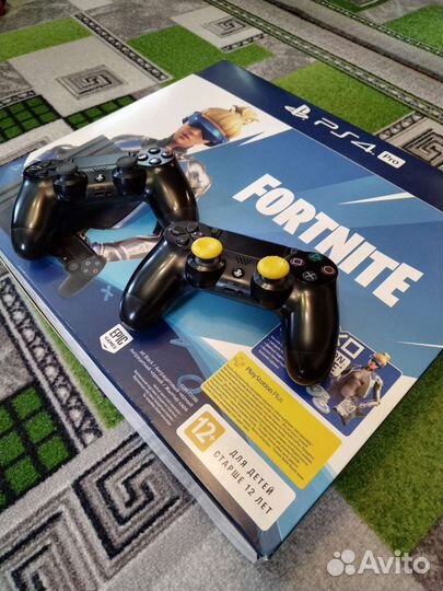 Sony playstation 4 PS4 pro 1tb