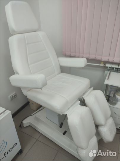 Педикюрное кресло с электроприводом бу