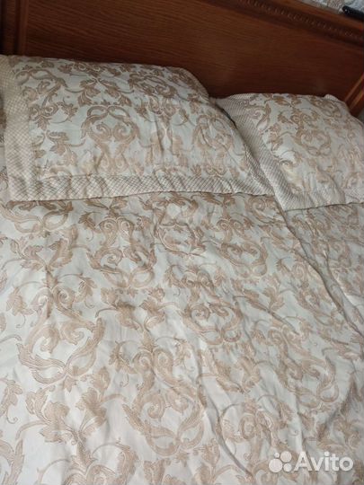 Покрывало на кровать бу