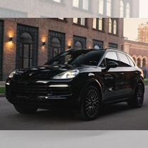 Porsche Cayenne 3.0 AT, 2021, 52 500 км, с пробегом, цена 8 650 000 руб.