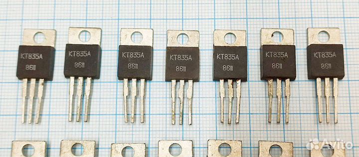 Транзисторы кт835А - 14 штук лотом