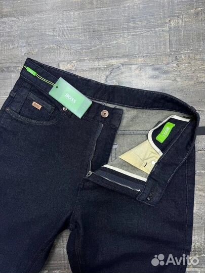 Джинсы Hugo Boss