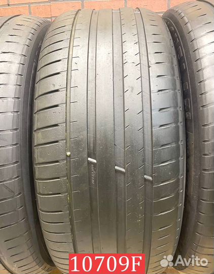 Michelin Pilot Sport 4 SUV 285/40 R21 104L