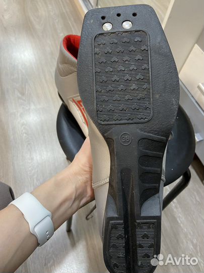 Лыжные ботинки 38 размер