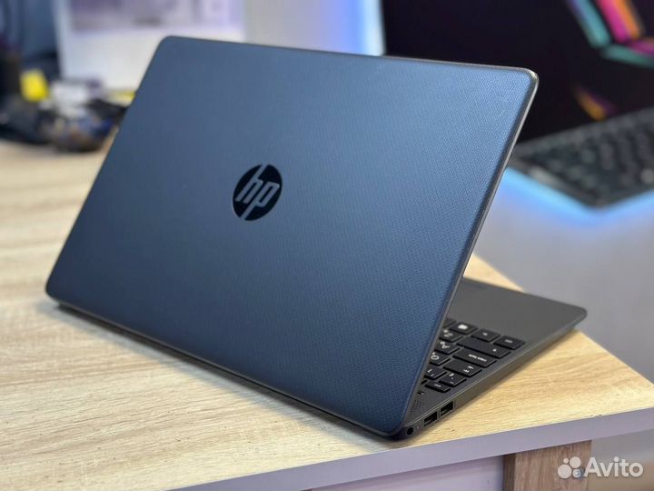 Свежий HP 15.6