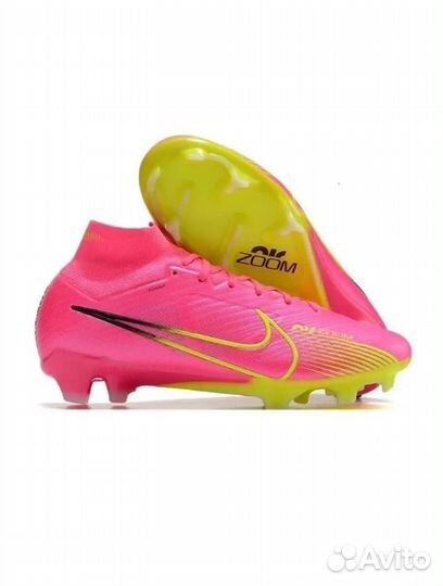 Футбольные кроссовки (бутсы и сороконожки)