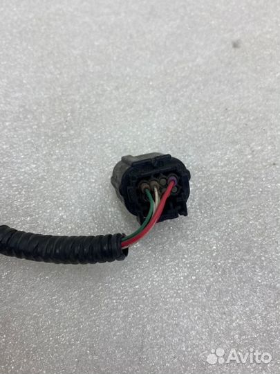 Штекер дистроника передний Toyota Camry V70/V75