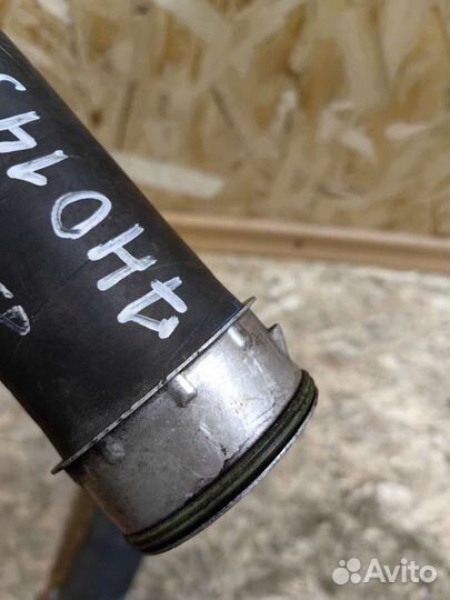 Патрубок воздуха турбины Транспортер Т5 7H0145709D