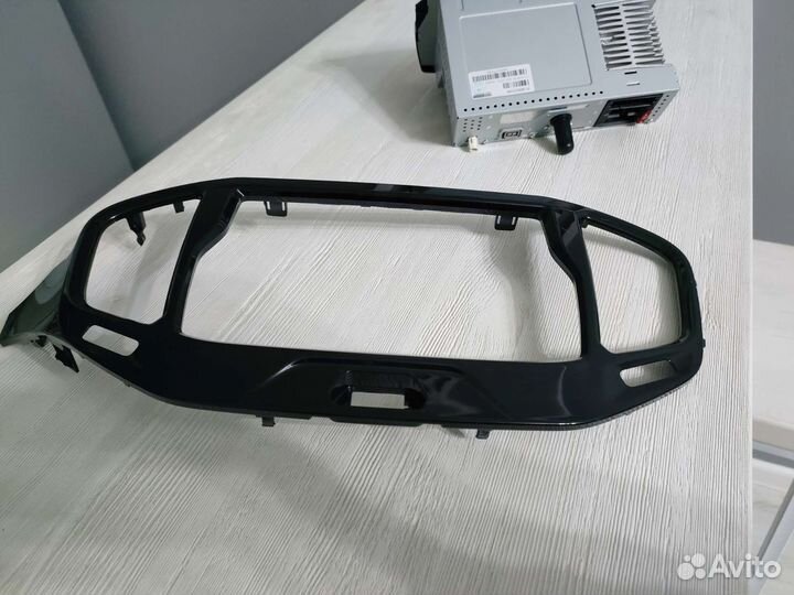 Магнитола LADA vesta sw cross