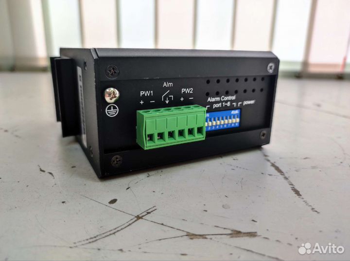 Промышленный POE коммутатор osnovo SW-20800/IB