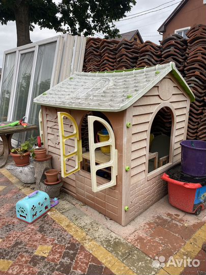 Детский игровой пластиковый домик