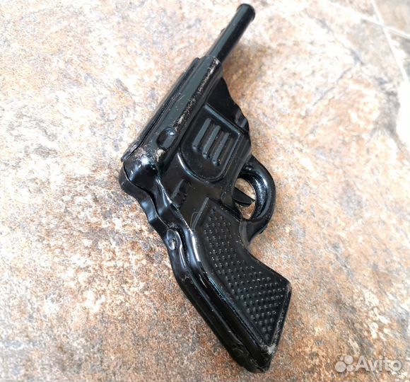 Игрушка СССР пистолет