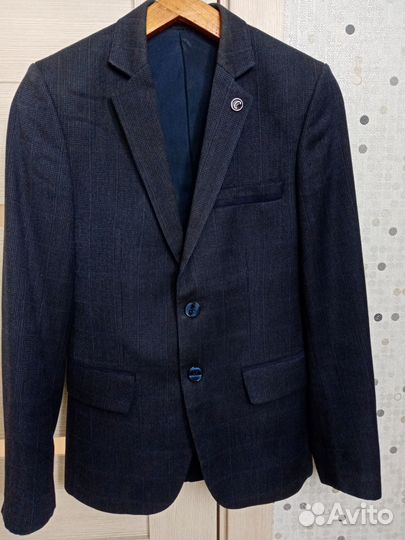 Школьный костюм