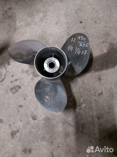 Винт стальной для лодочного мотора