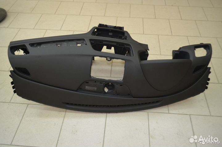 Торпедо панель приборов Ауди Ку3