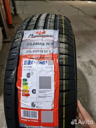 Powertrac Adamas H/P 205/60 R16 92V