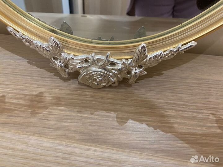 Зеркало настенное овальное