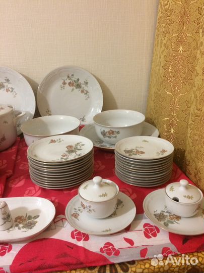 Сервиз столовый гдр.12 персон