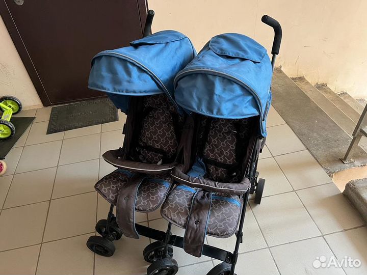 Коляска для двойни