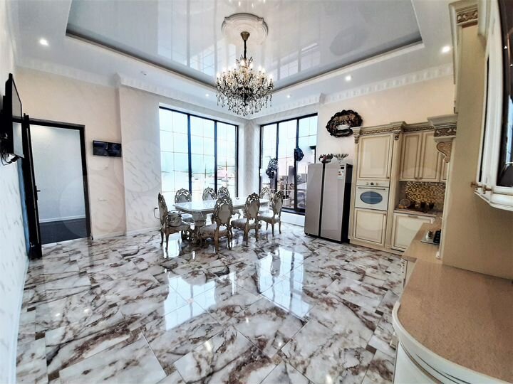 Дом 147,7 м² на участке 4 сот.