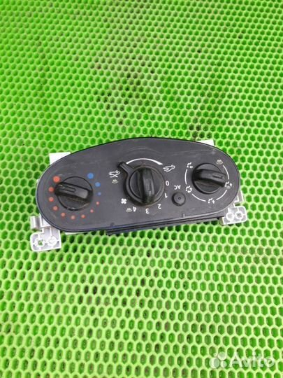 Блок управления печкой LADA Largus К7М 2012