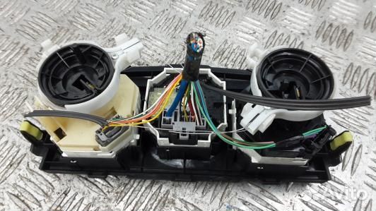 Блок управления печки и климат-контроля toyota cor