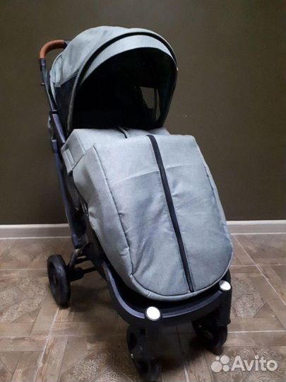 Коляска прогулочная Уоуа Dearest 2022 серая