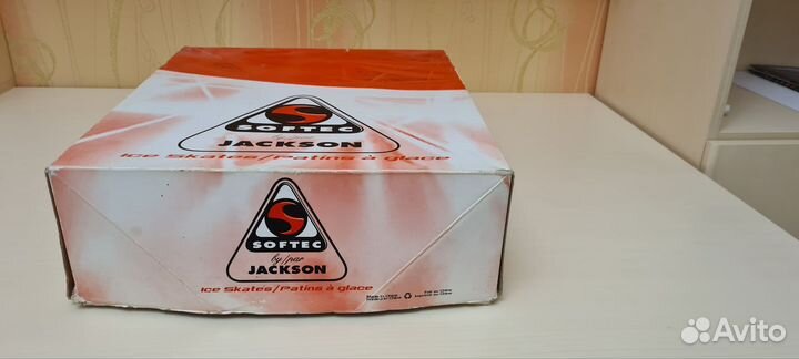 Коньки фигурные детские 34 EUR размер