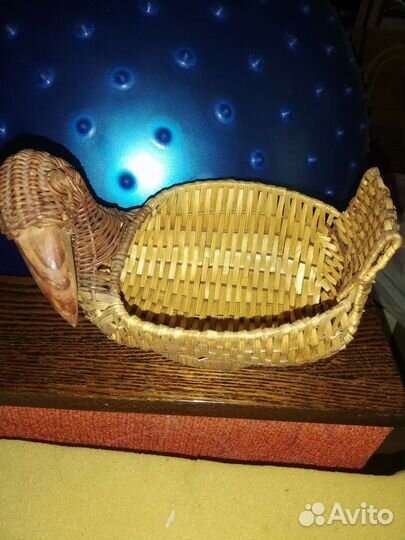Блюдо плетенное, новое