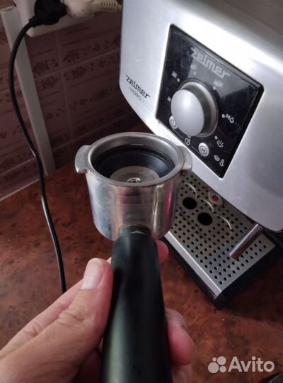 Кофеварка рожковая zelmer nerro