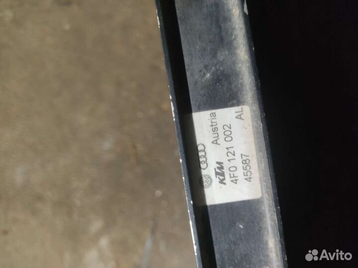 Радиатор Audi Rs6 c6