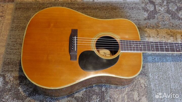 Массив Humming bird (Tokai) W300, made in Japan