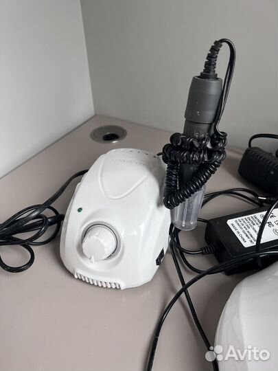 Аппарат для маникюра, лампа, сухожар, вытяжка