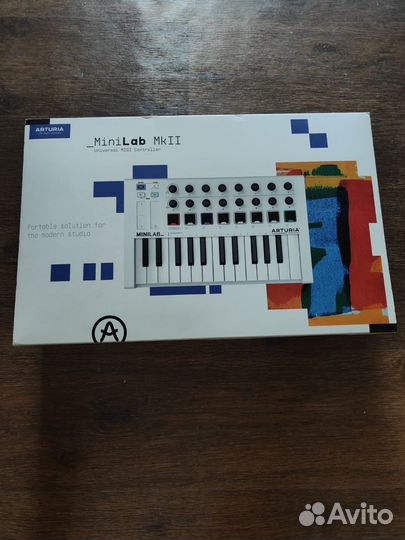Arturia minilab Mk 2 миди клавиатура