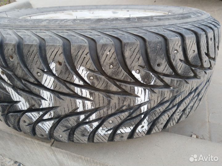 Yokohama Ice Guard IG60 235/60 R16 100