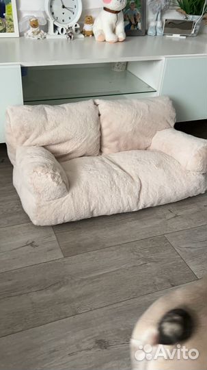 Диванчик для животных