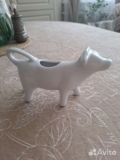 Керамический молочник корова