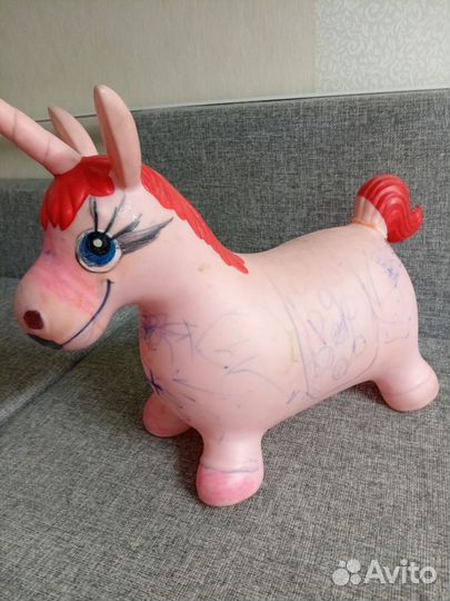 Лошадь игрушка