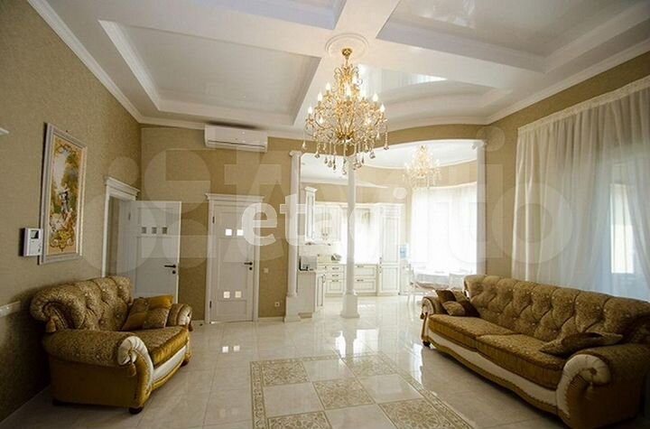 Дом 190 м² на участке 15 сот.