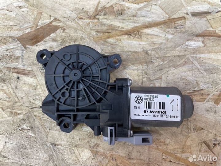 Мотор стеклоподъемника передний левый Volkswagen