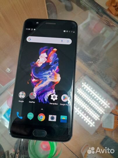 OnePlus 5, 6/64 ГБ