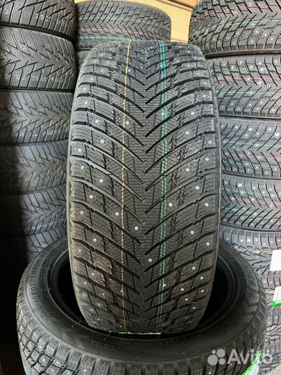 Grenlander Icedefensor Stud II 215/60 R17 100T