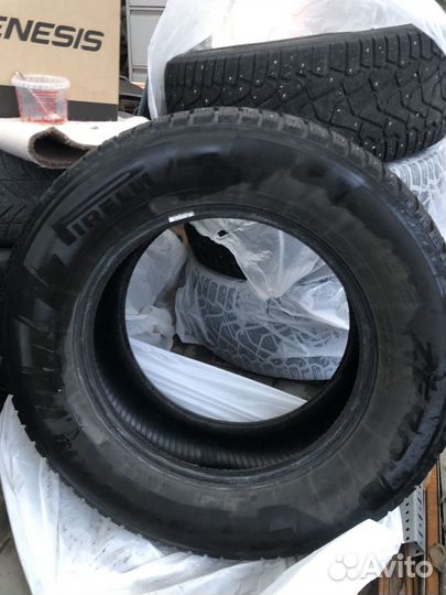 Pirelli Ice Zero 285/60 R18