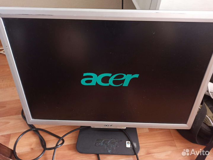 Монитор Acer AL2216W