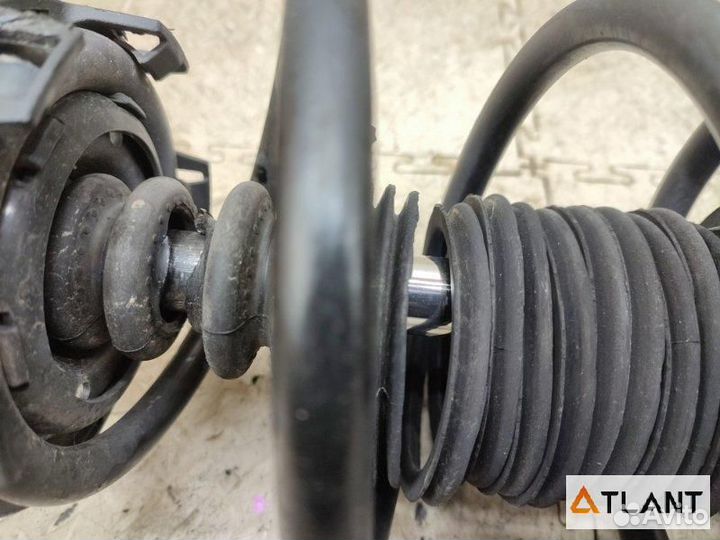 Стойка передняя левая honda airwave