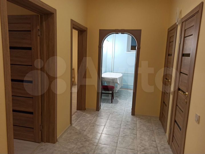 2-к. квартира, 64 м², 2/5 эт.