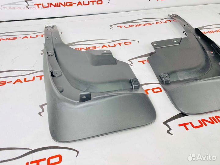 Брызговики для Land Cruiser 200 Executive